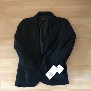 Zara Jackets & Coats - NWT Zara basic blazer Zara Jackets & Coats - NWT Zara basic blazer